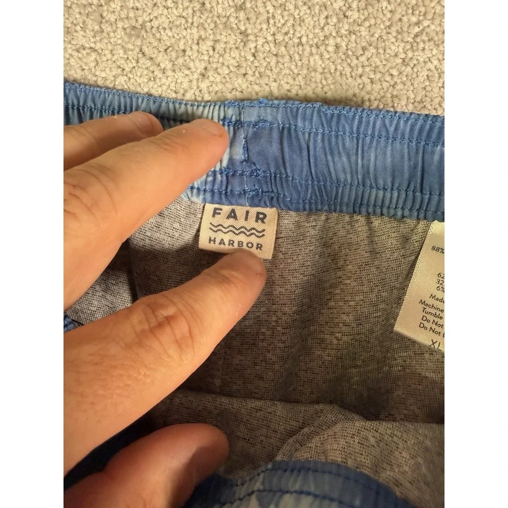 Fair Harbor Swim Shorts Youth XL Blue tie dye Hybrid Lined Stretch Drawstring